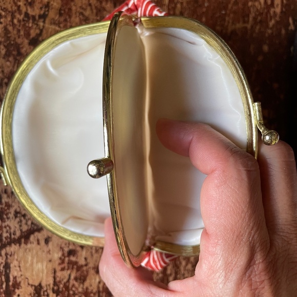 vintage cosmetic bag - Picture 4 of 7